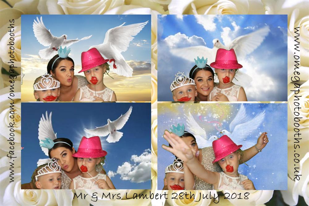 Hannah & Mikes Wedding | View more photos from the event at gallery.omegaphotobooths.co.uk/u/Omega-Photobooths/Hannah-Mikes-Wedding